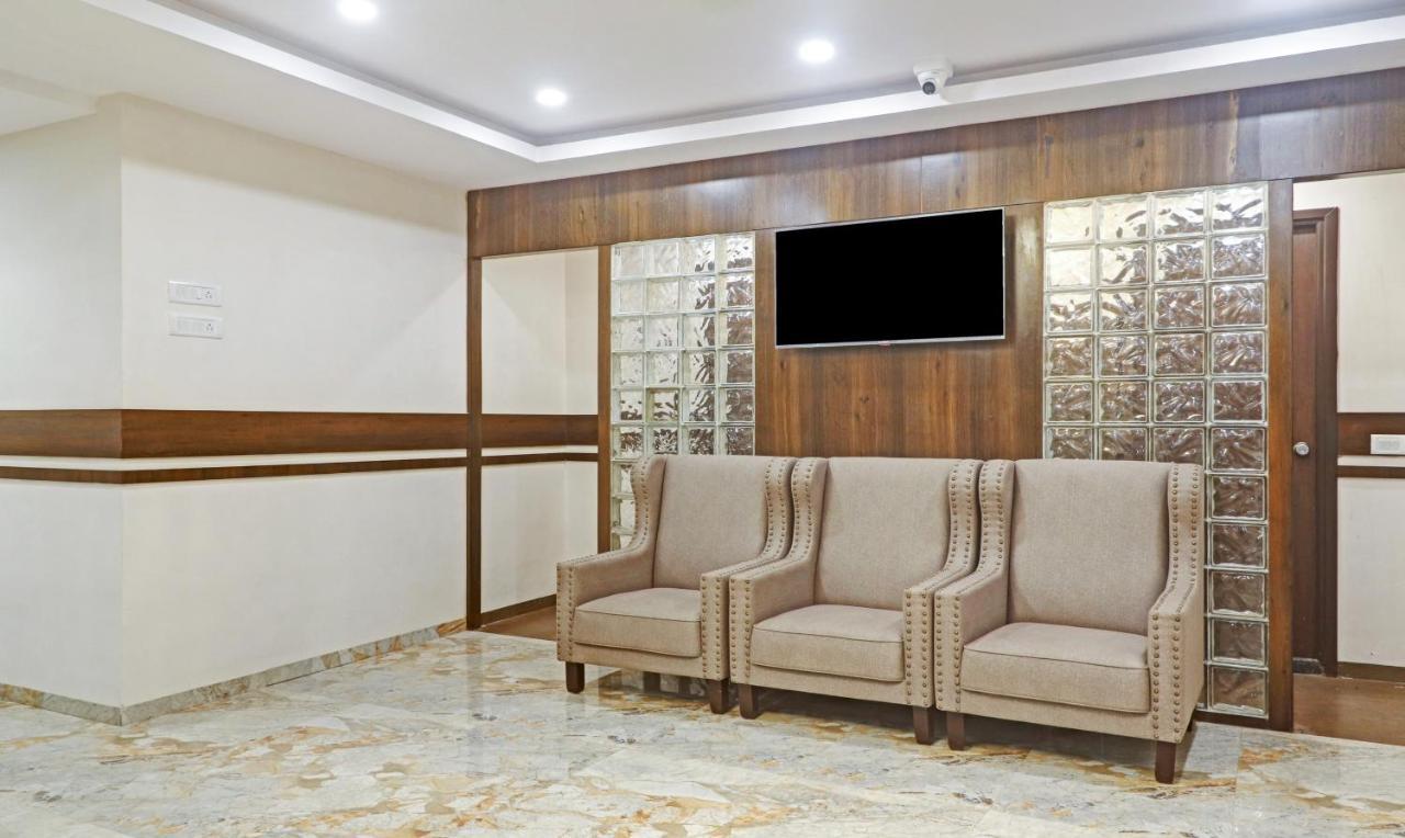 Hotel Treebo Arastu Grand Hajdarabad Zewnętrze zdjęcie