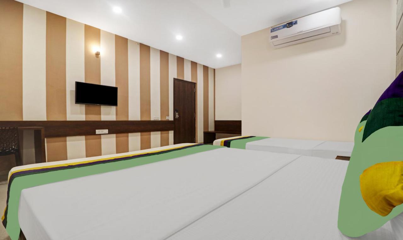 Hotel Treebo Arastu Grand Hajdarabad Zewnętrze zdjęcie